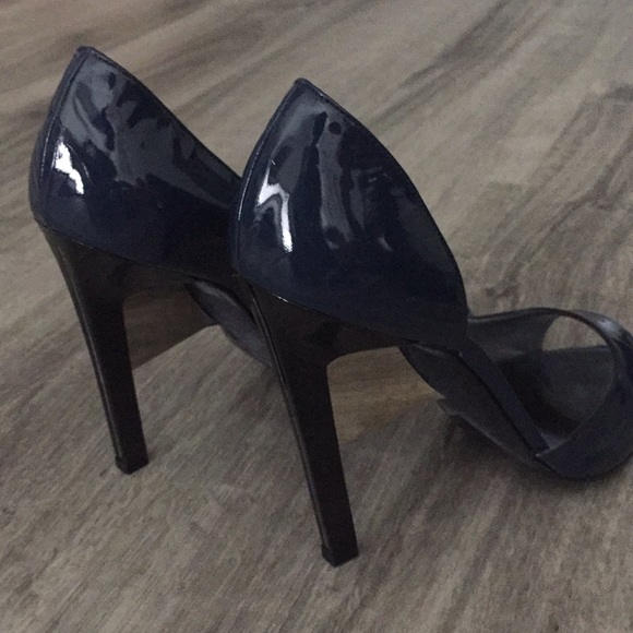 Navy Davis by Ruthie Davis heels - Picture 5 of 6
